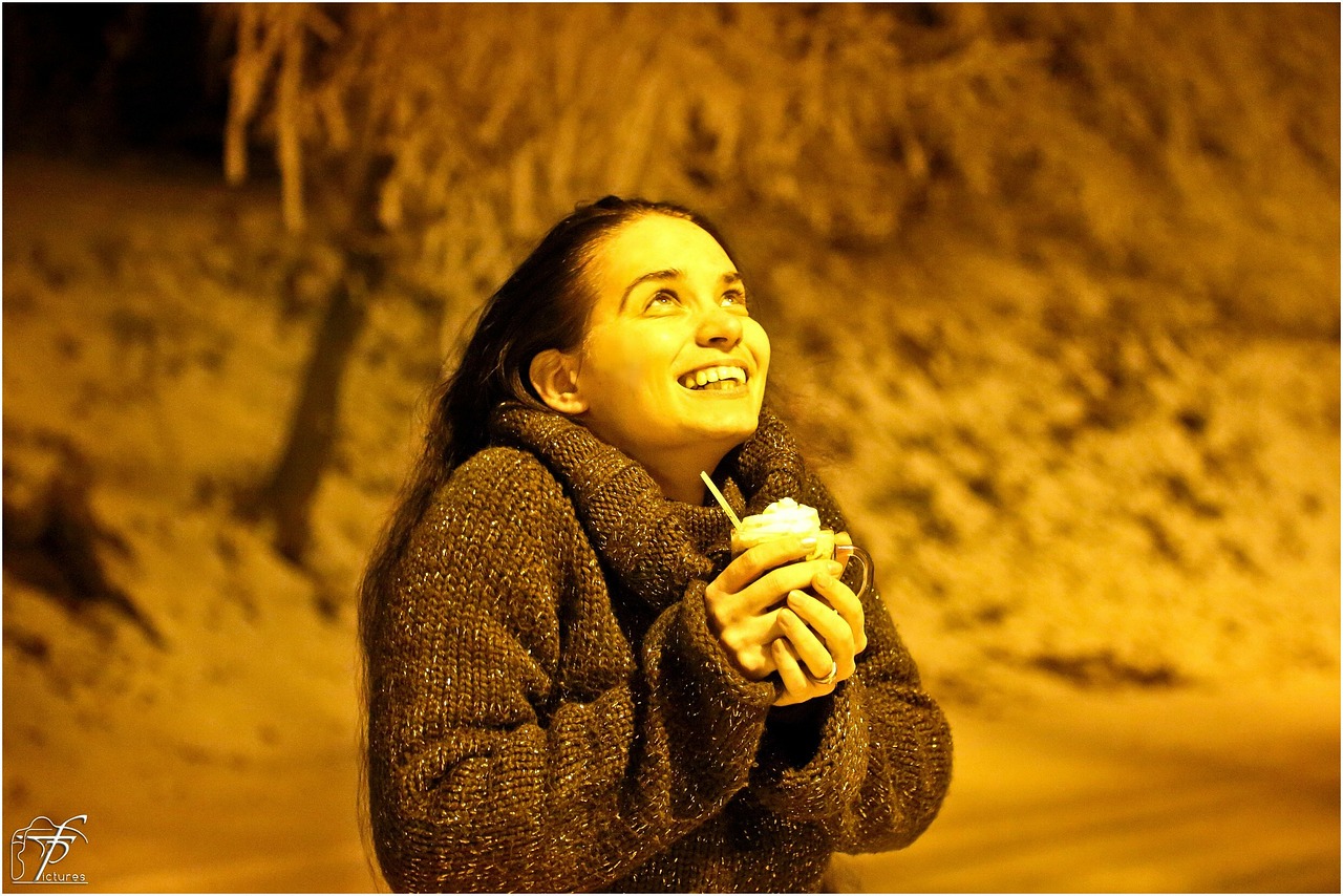 Happy, Smiling girl, Cold night